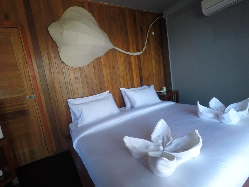 Ao Muong Beach Resort Ko Tao Luaran gambar